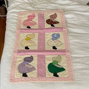 Handmade sunbonnet sue Patchwork Quilt with Colorful bonnet girl woman Patterns